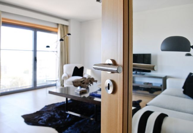 Apartamento em Lisboa - Apartamento T3 | Estadia Prolongada