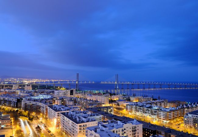 Studio in Lisbon - Studio Apartment with City View  | Panoramic Living