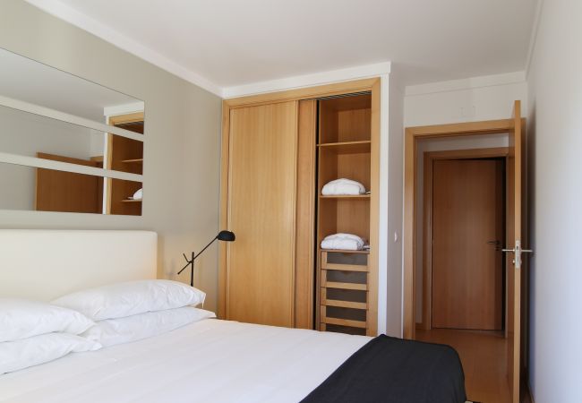 Apartment in Lisbon - One-Bedroom Apartment with City View | Panoramic Living