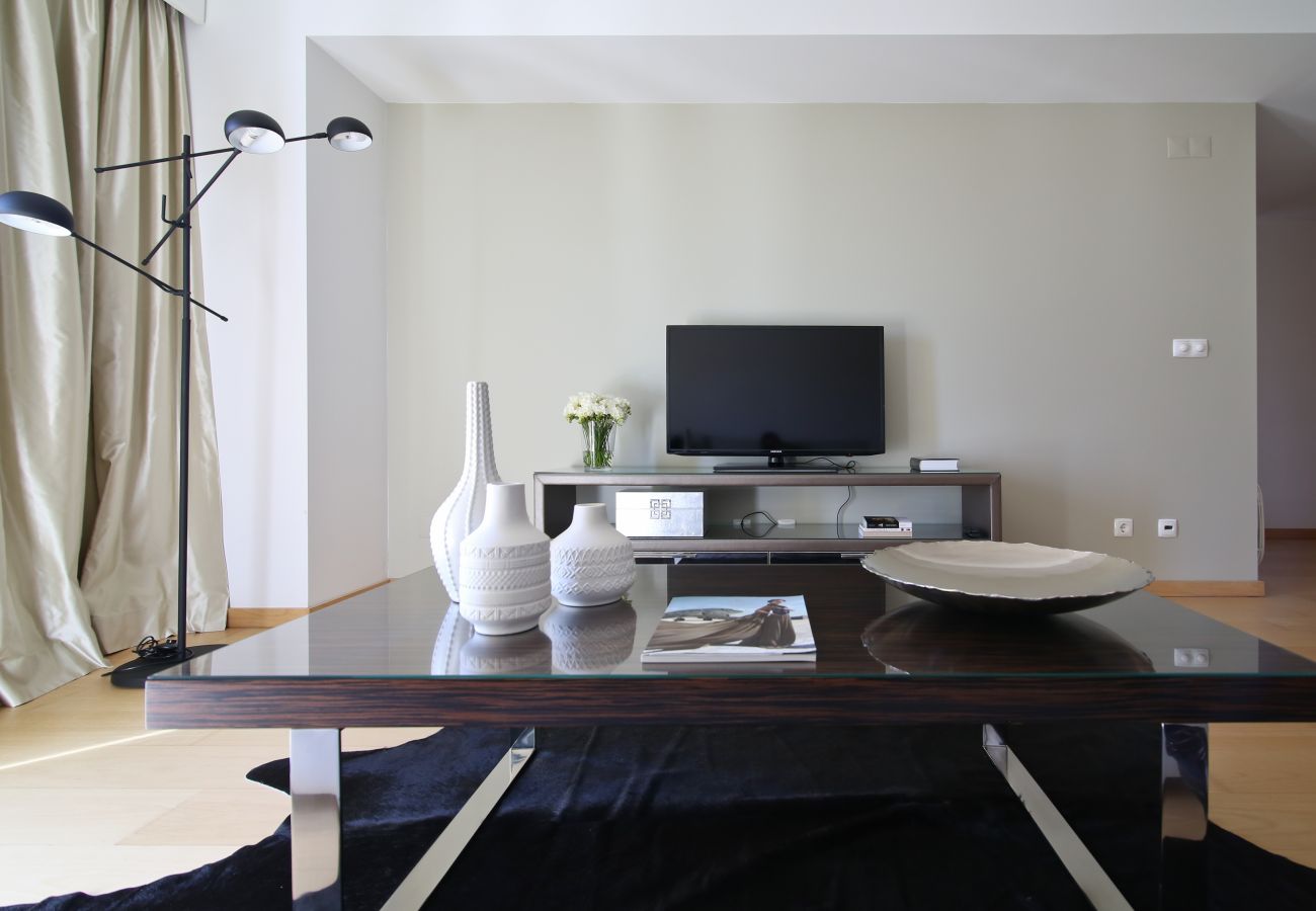 Apartment in Lisbon - One-Bedroom Apartment with City View | Panoramic Living