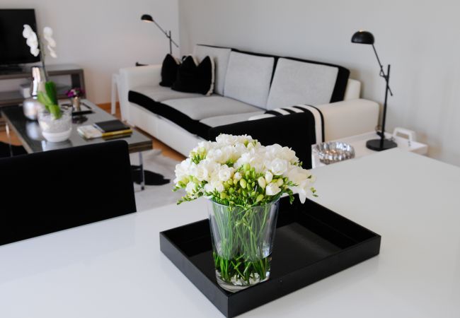  in Lisboa - Two-Bedroom Apartment with City View  | Panoramic Living