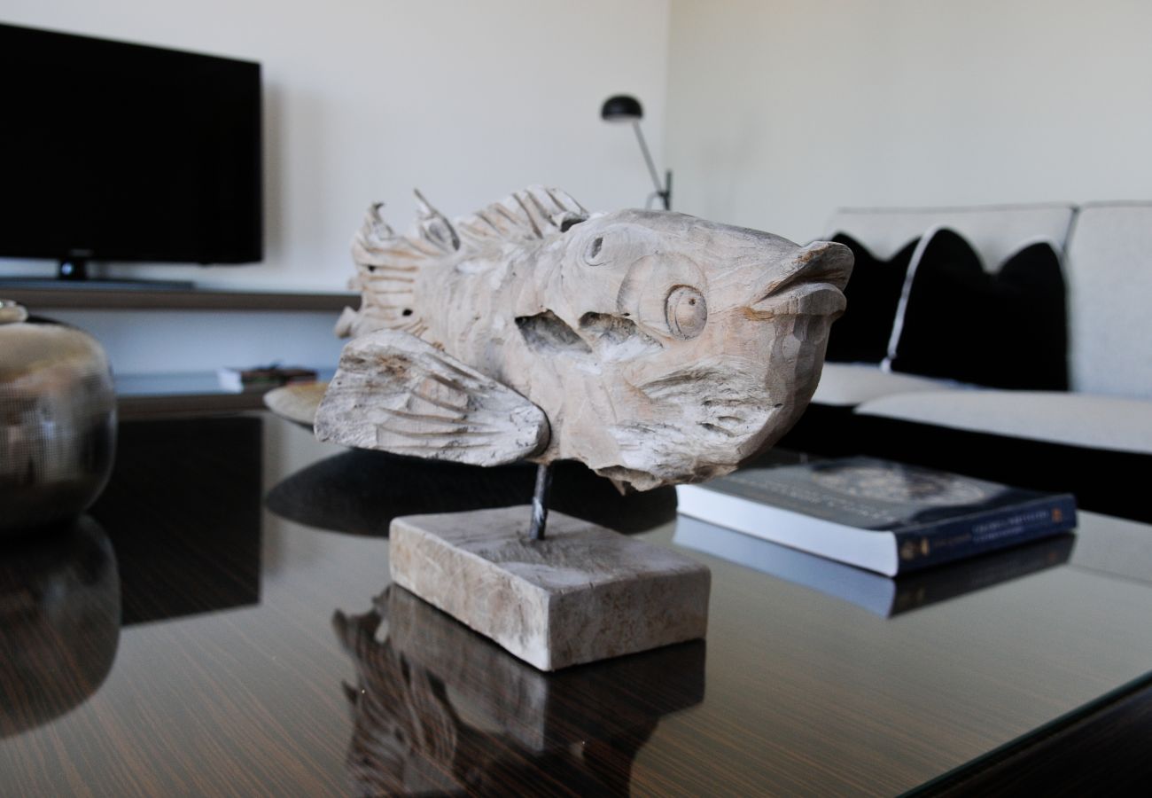 Apartment in Lisbon - Three Bedroom Apartment with City View | Panoramic Living