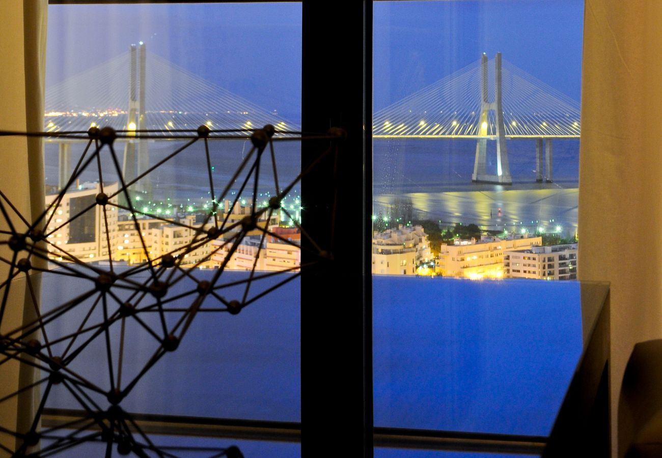 Apartment in Lisbon - Three Bedroom Apartment with City View | Panoramic Living